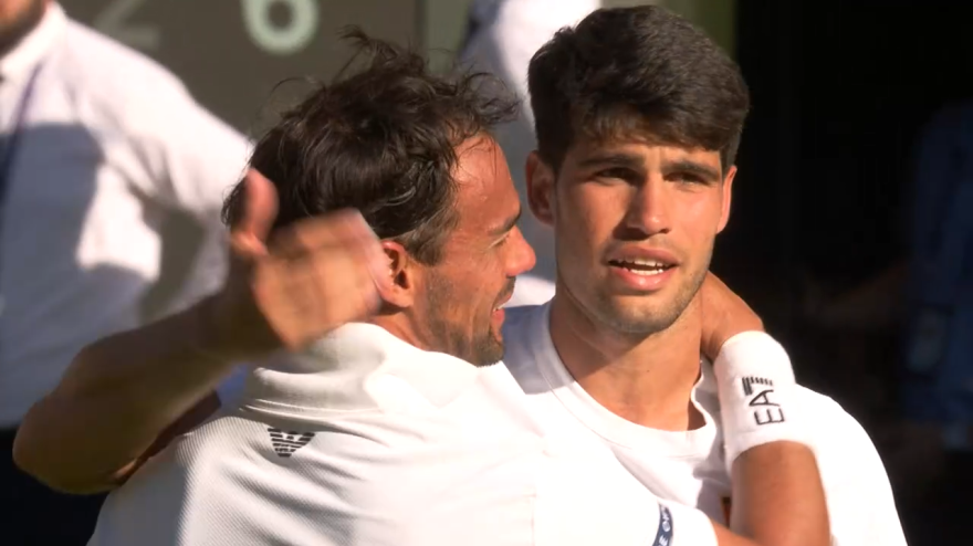 Fognini Alcaraz: gli highlights. Tennis paradisiaco sul Centrale di Wimbledon Fognini Alcaraz: gli highlights. Tennis paradisiaco sul Centrale di Wimbledon