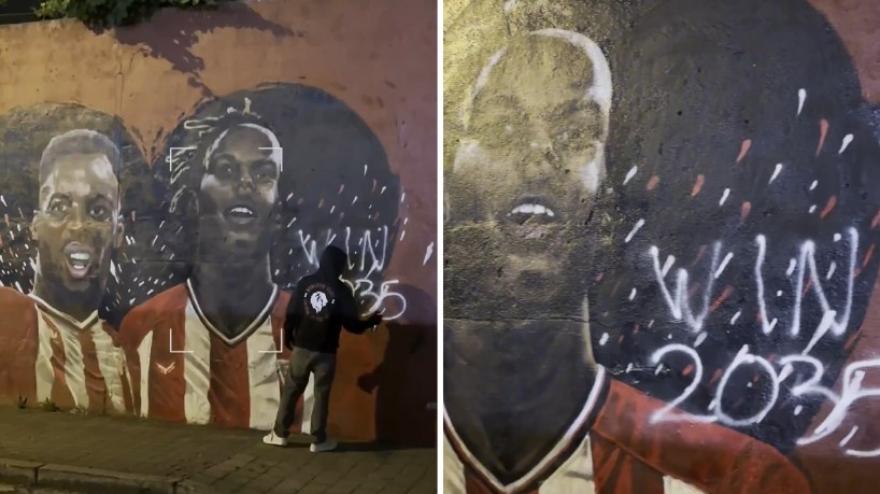 Imbrattato il murale dei fratelli Williams. Ma il "vandalo" è un volto noto dell Imbrattato il murale dei fratelli Williams. Ma il "vandalo" è un volto noto dell