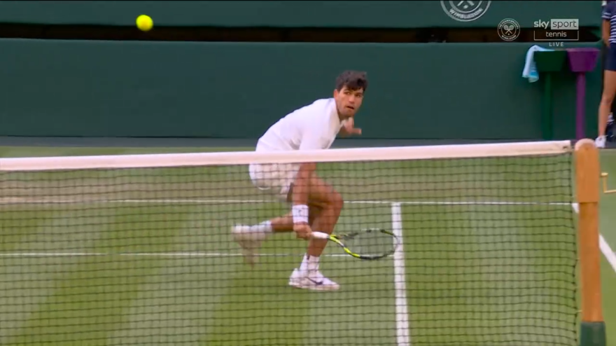 Alcaraz show: vince uno scambio incredibile contro Struff Alcaraz show: vince uno scambio incredibile contro Struff