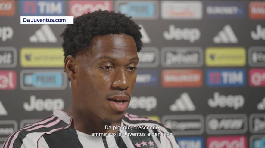 Juve, David si presenta: "Che onore essere qui. E sulla Serie A..." Juve, David si presenta: "Che onore essere qui. E sulla Serie A..."