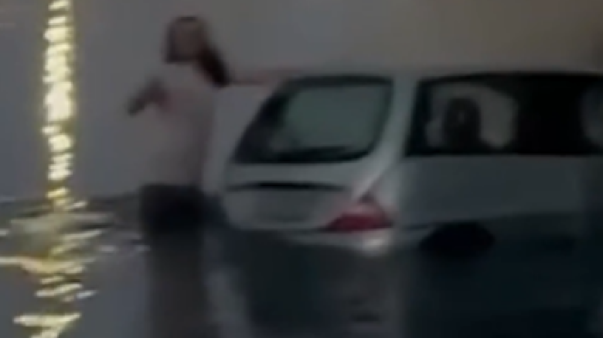Incredibile a Gallipoli: cade con l Incredibile a Gallipoli: cade con l