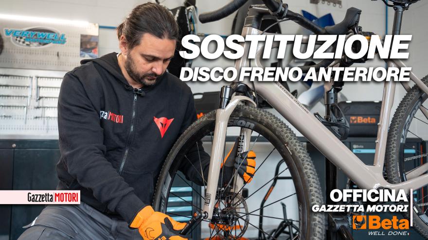 interventi tecnici su bici gravel elettrica regolazione manubrio e cambio disco freno