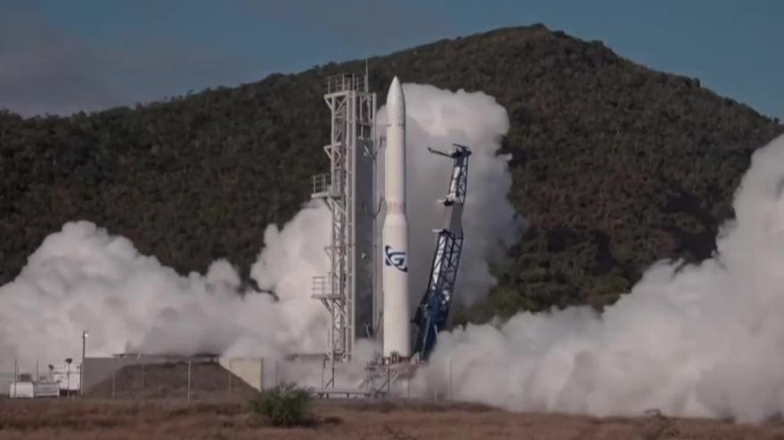 Australia: razzo cade 14 secondi dopo il lancio. Il video