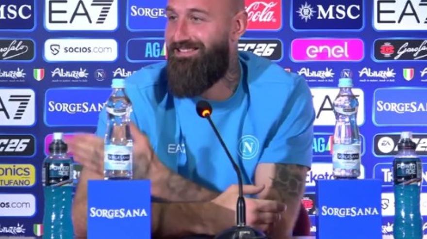 Milinkovic Savic: "Tagliare la barba? No, il braccio ma solo se..." Milinkovic Savic: "Tagliare la barba? No, il braccio ma solo se..."