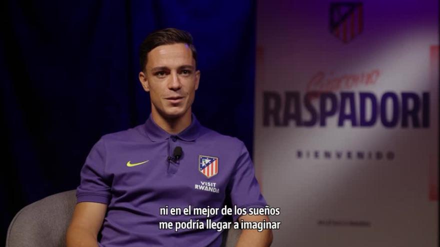 Raspadori: "Questa maglia? Neanche nel migliore dei sogni" Raspadori: "Questa maglia? Neanche nel migliore dei sogni"