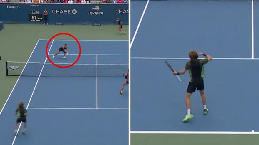 Errani è un muro! Para i colpi di Rublev e lui impazzisce. Highlights Us Open