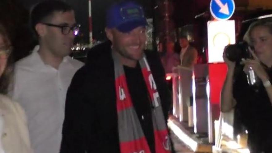 Cori, selfie e tanti autografi: Jamie Vardy fa impazzire i tifosi della Cremonese Cori, selfie e tanti autografi: Jamie Vardy fa impazzire i tifosi della Cremonese