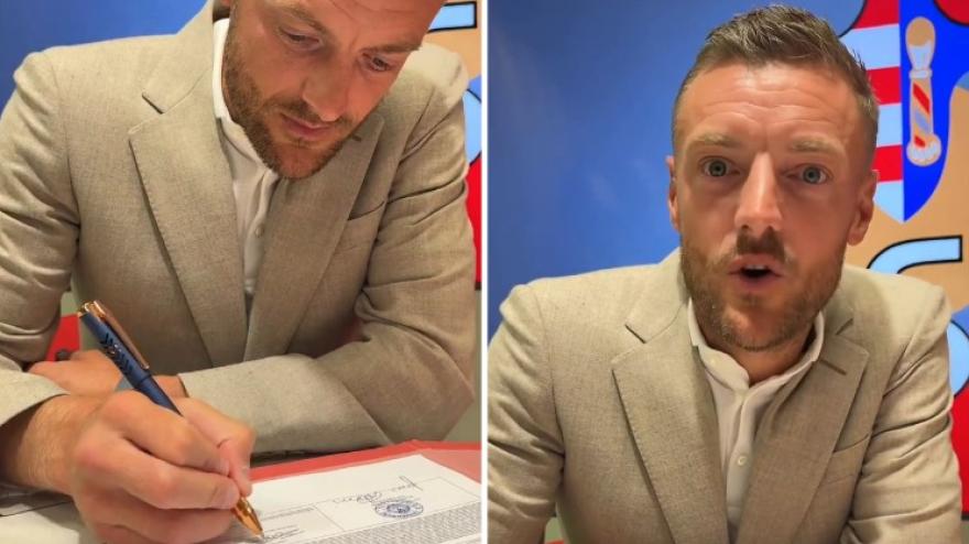 vardy ecco la firma e le sue prime parole in italiano infiammano i tifosi