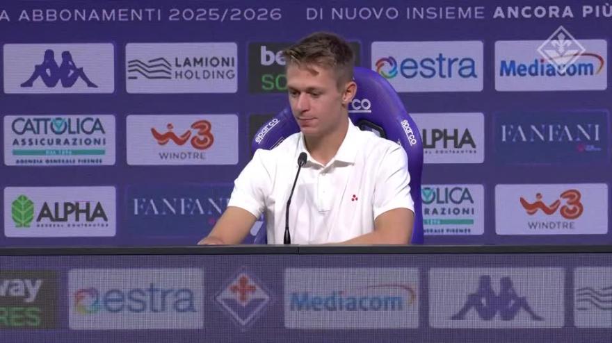 Nicolussi Caviglia: "Ho scelto il 14 perché mi ispiro a Cruijff" Nicolussi Caviglia: "Ho scelto il 14 perché mi ispiro a Cruijff"