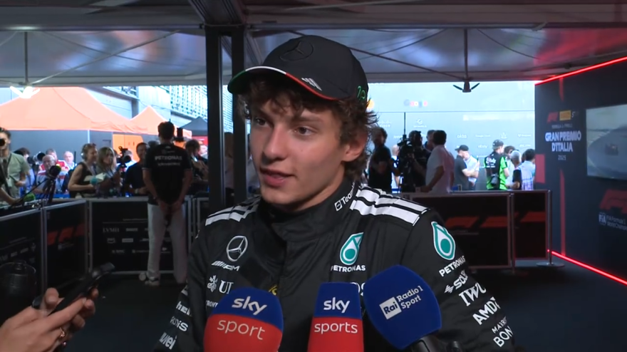 Antonelli ammette: "Mi piace complicarmi la vita. E prima delle qualifiche..." Antonelli ammette: "Mi piace complicarmi la vita. E prima delle qualifiche..."
