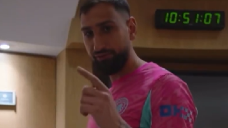 Donnarumma e le prove di inglese: che risate nello spogliatoio del City!