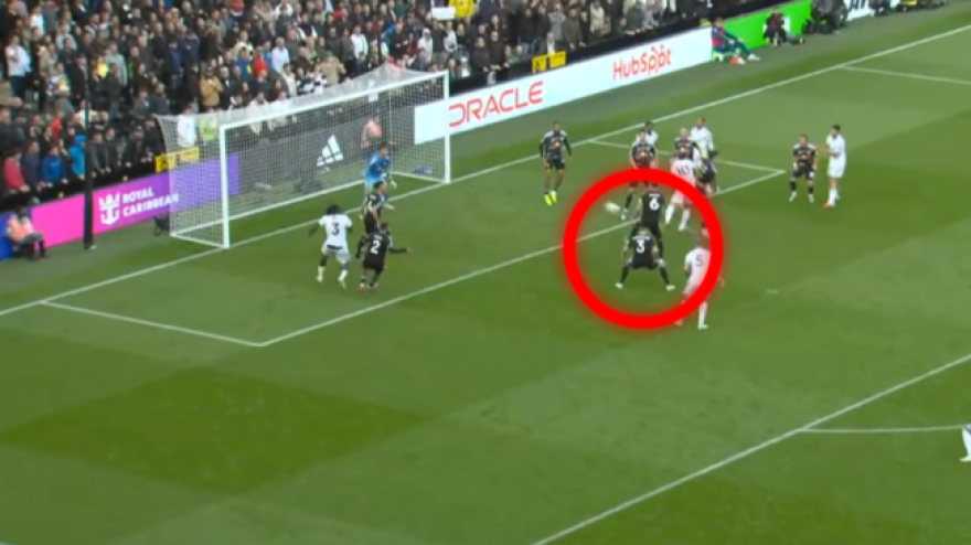 Gudmundsson, autogol inspiegabile: com Gudmundsson, autogol inspiegabile: com