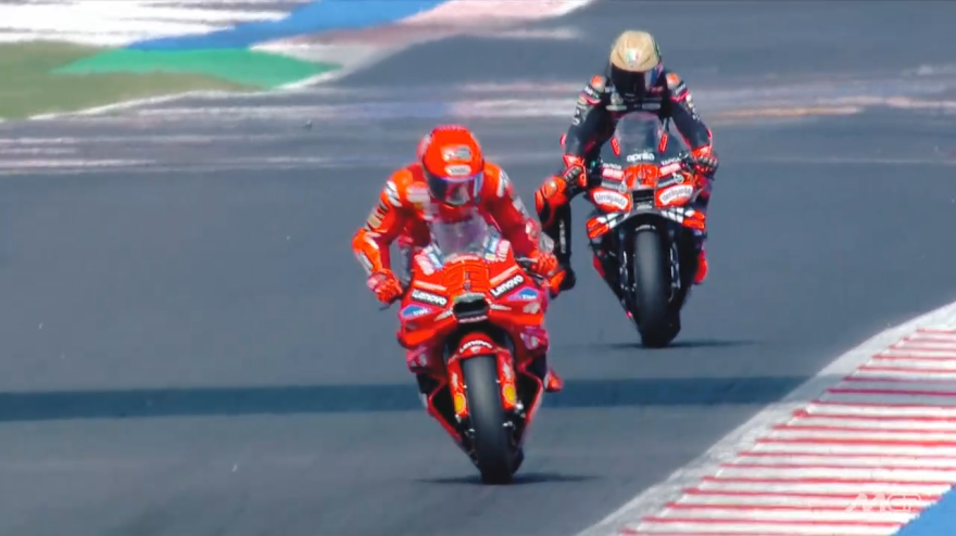 Marquez Bezzecchi, duello splendido: highlights GP di Misano