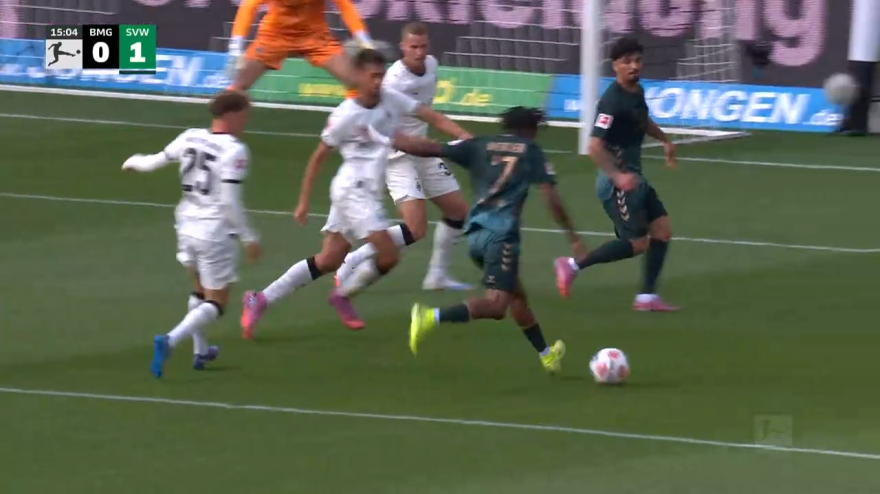 Che Mbangula! Super gol, assist e rigore procurato