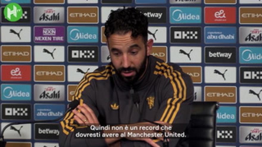 United, Amorim risponde ai giornalisti dopo il 0 3 contro il City United, Amorim risponde ai giornalisti dopo il 0 3 contro il City