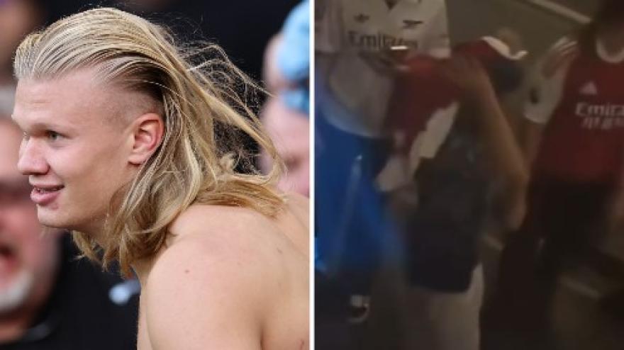 tifoso dell arsenal sfotte i capelli di haaland e lui se la ride