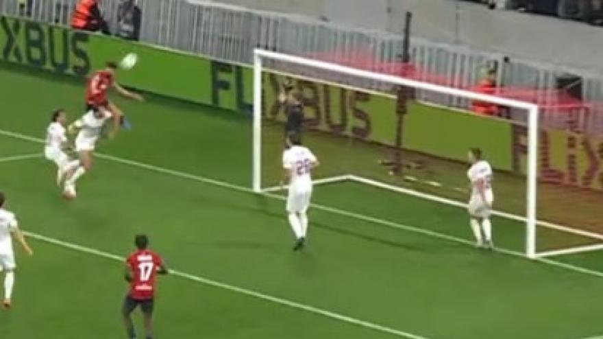 Giroud immenso! A 38 anni regala la vittoria al Lilla con un colpo di testa da fenomeno