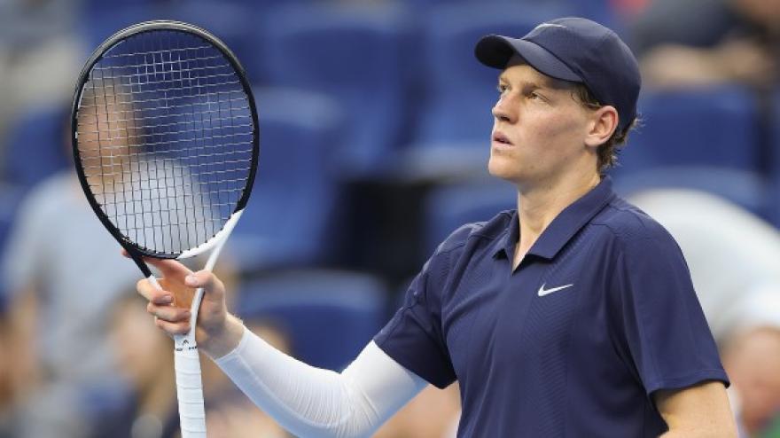sinner i crampi non ti fermano de minaur si inchina gli highlights