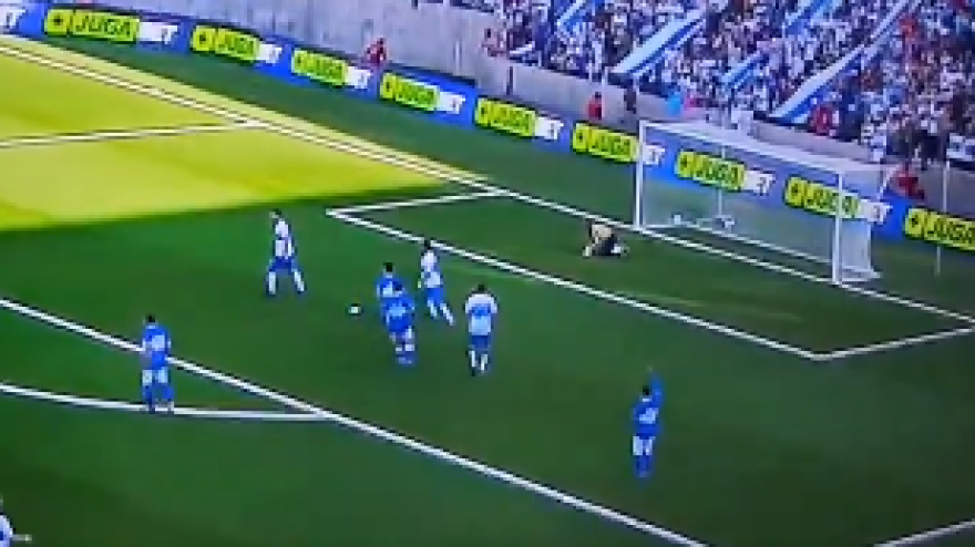 infarto in campo l8217ex portiere cileno salvato durante una partita