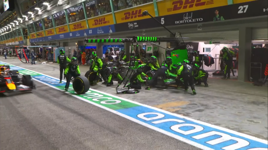 f1 gp singapore highlights vince russell che rischio per tsunoda ai box