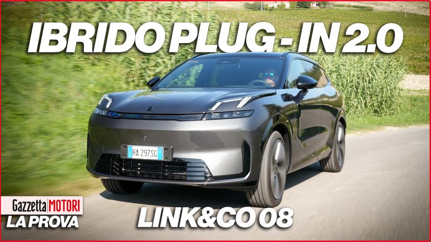 Lynk & Co 08: al volante del Suv plug-in da 200 km di autonomia in elettrico