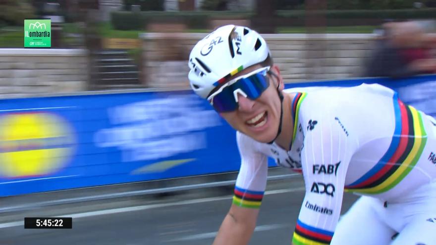 Super Pogacar, scatta a 37 km dall
