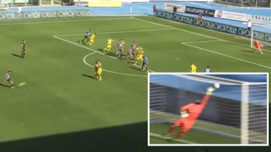 cicerelli come beckham segna una punizione assurda a donnarumma