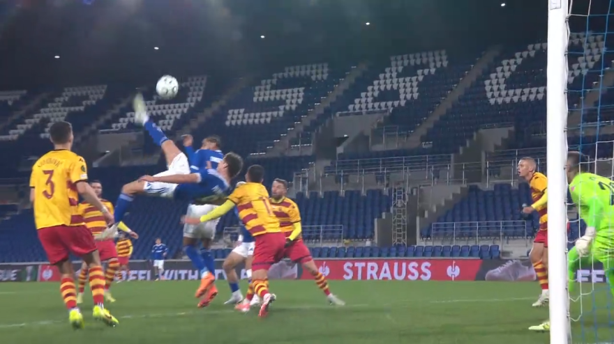 Il nuovo Ibra gioca nello Strasburgo! Panichelli, la rovesciata è uno spettacolo Il nuovo Ibra gioca nello Strasburgo! Panichelli, la rovesciata è uno spettacolo
