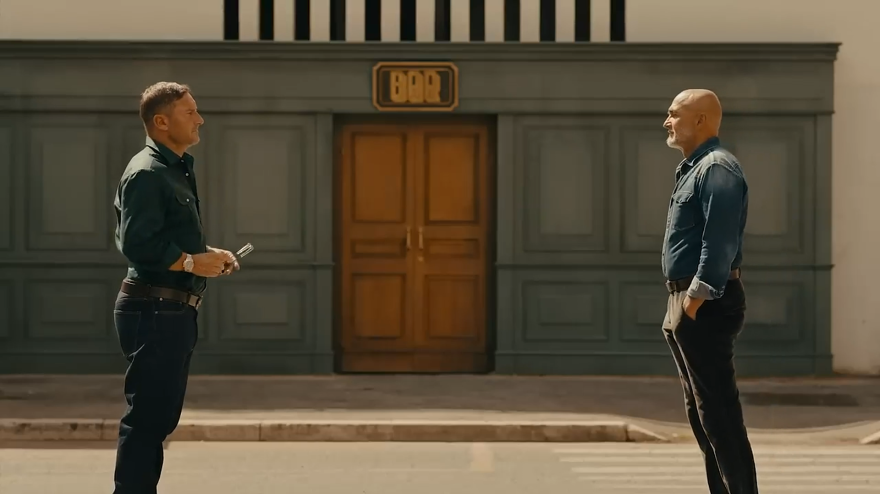 Totti e Spalletti nel far west: pace fatta... al bar. Lo spot è geniale