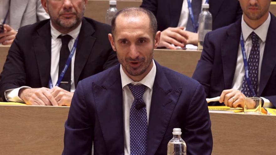 Chiellini sui giovani: "Ci godiamo Yildiz, purtroppo abbiamo dovuto cederne altri..." Chiellini sui giovani: "Ci godiamo Yildiz, purtroppo abbiamo dovuto cederne altri..."
