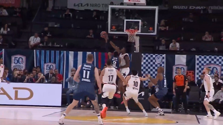 shields triple pazze nei supplementari milano efes gli highlights da Gazzetta.it shields triple pazze nei supplementari milano efes gli highlights