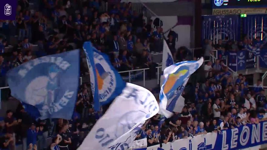 Brescia continua a volare e domina contro Trieste, Della Valle e Burnell inarrestabili Brescia continua a volare e domina contro Trieste, Della Valle e Burnell inarrestabili