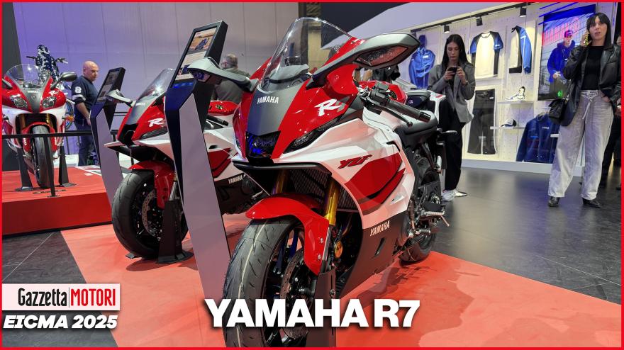Yamaha R7: la Supersport media diventa più fruibile e tecnologica