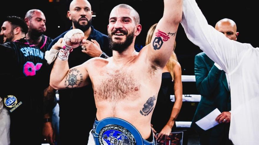 TAF 11, una notte da record a Milano: musica e match spettacolari