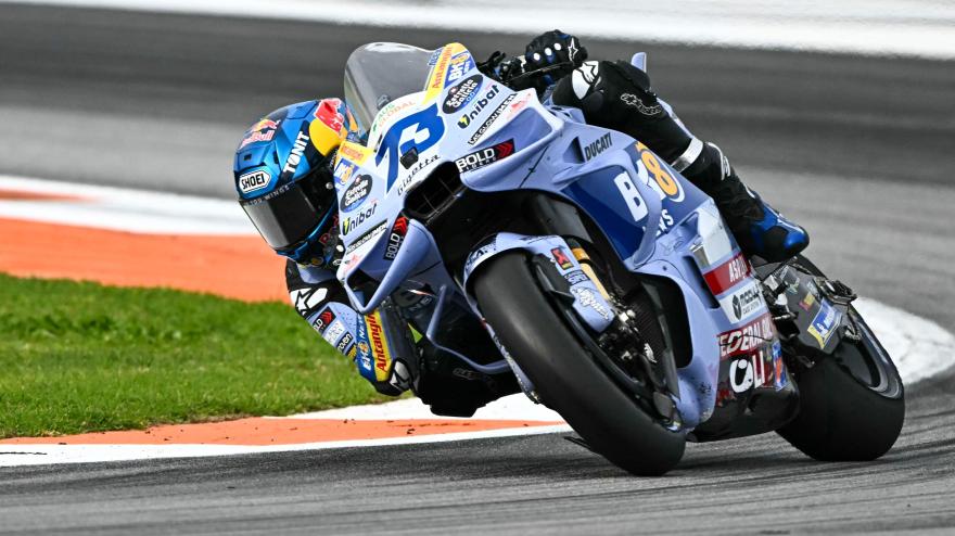 Alex Marquez vince la Sprint Race, disastro Bagnaia: gli highlights