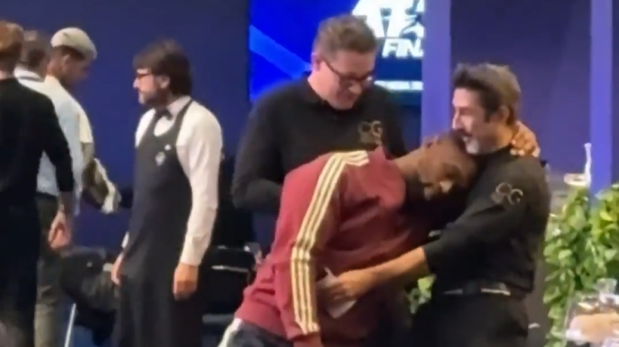 Il rugbista Kolisi incontra Alcaraz e quasi sviene per l Il rugbista Kolisi incontra Alcaraz e quasi sviene per l