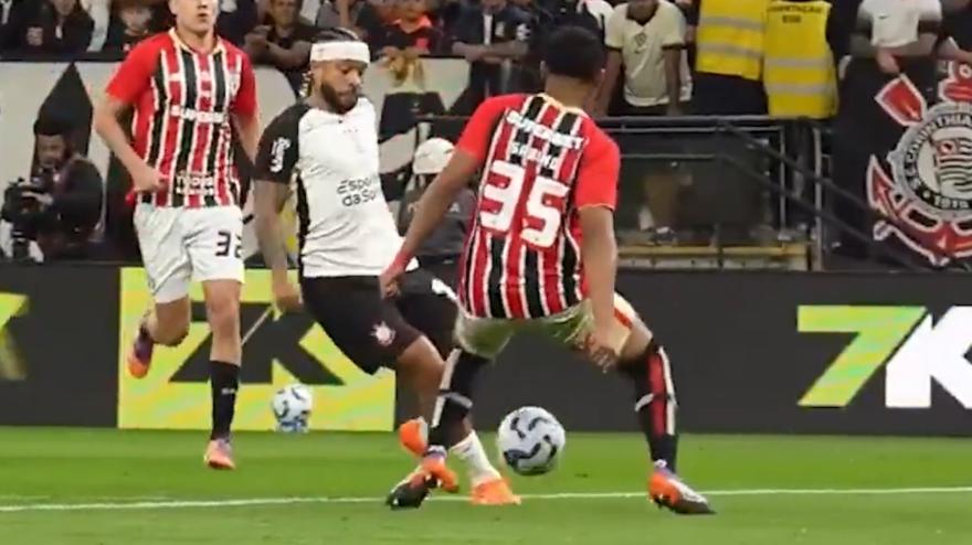 depay che magia il tunnel da questa angolazione 232 una goduria