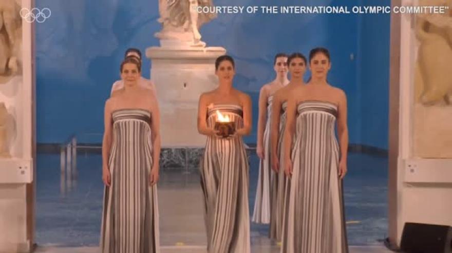 Milano-Cortina 2026, accesa la fiamma olimpica in Grecia: il video
