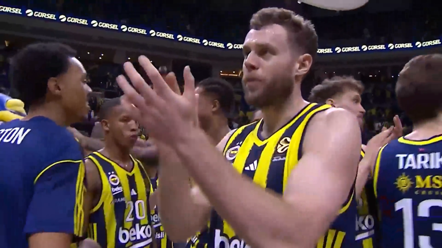 Virtus Bologna, che peccato! Melli salva il Fenerbahce: gli highlights Virtus Bologna, che peccato! Melli salva il Fenerbahce: gli highlights