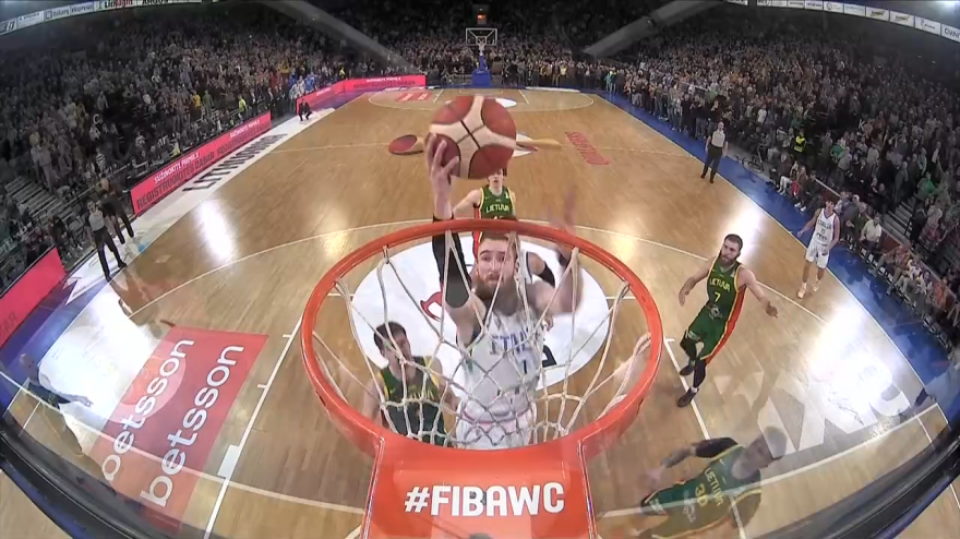 Italbasket, Mannion firma il canestro del definitivo 81 82! Guarda il video