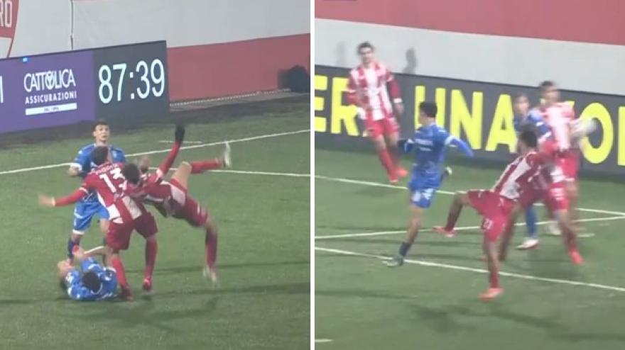 Rovesciate, pali, colpi di tacco: il finale di Vis Pesaro Ascoli è cinema puro