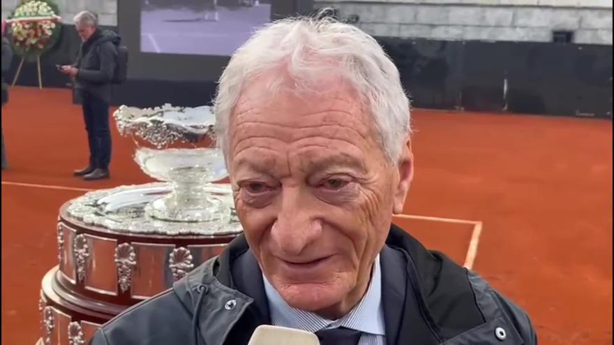 Buonfiglio alla camera ardente di Pietrangeli: "La sua storia non morirà mai"