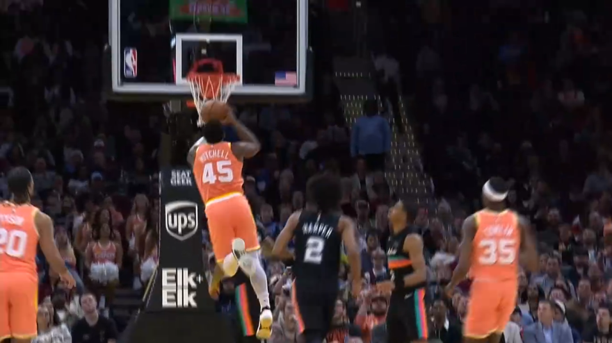 Donovan Mitchell sembra davvero Spider Man: domina la Top 5 così