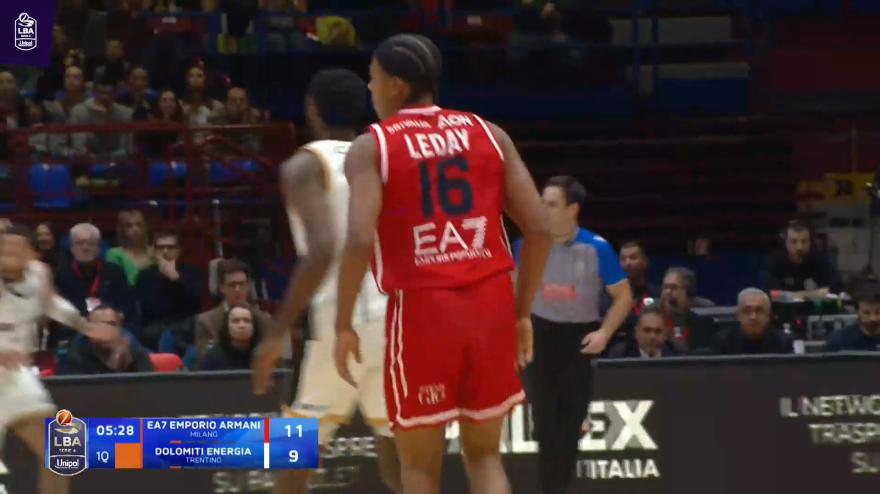 Milano vince in volata una battaglia contro Trento, decisivo LeDay Milano vince in volata una battaglia contro Trento, decisivo LeDay