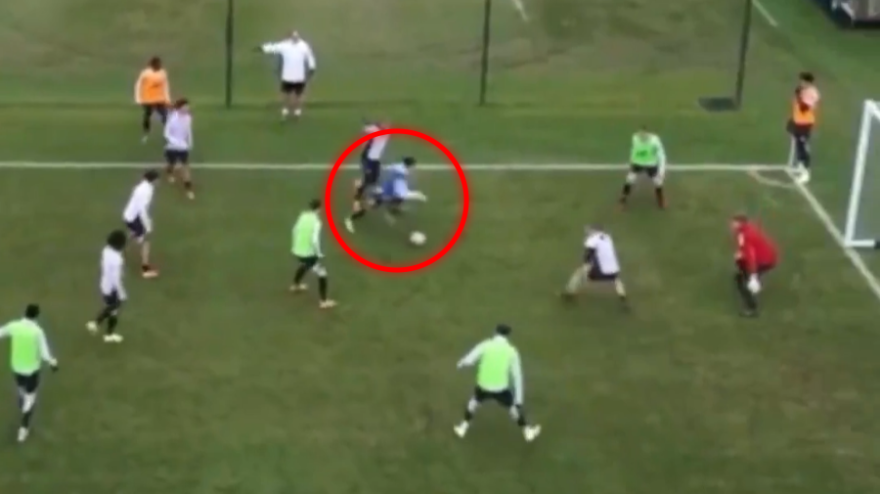 A 15 anni umilia i più grandi: JJ Gabriel, il "Messi" dello United A 15 anni umilia i più grandi: JJ Gabriel, il "Messi" dello United