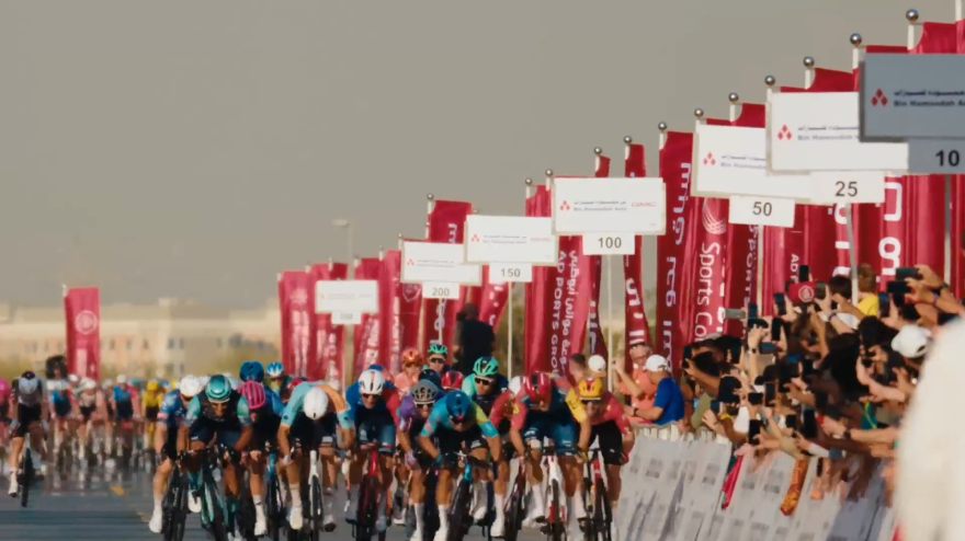 UAE Tour 2026, Milan l'ha fatto di nuovo: vince la tappa in volata! Gli highlights