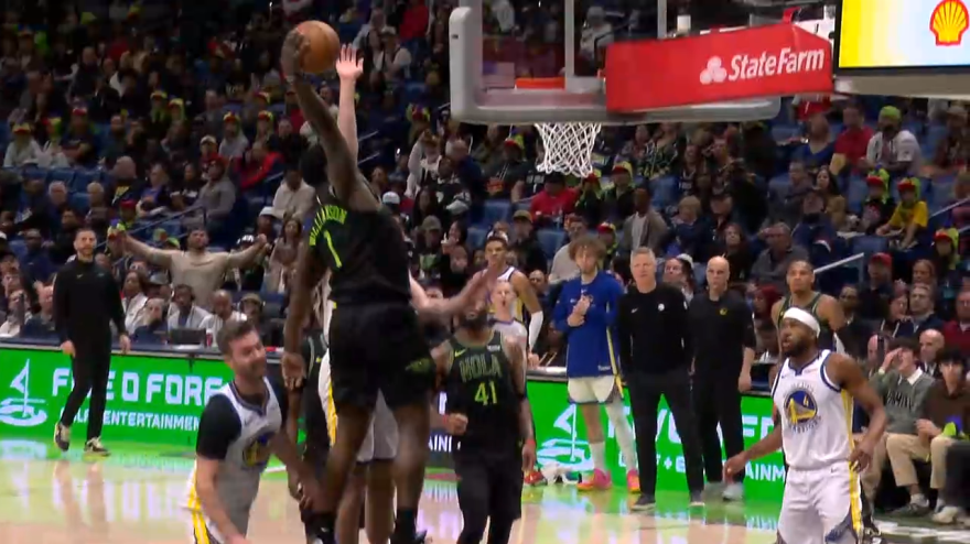 Zion Williamson sembra quello di Duke: stoppata a schiacciata nella Top 5 della notte