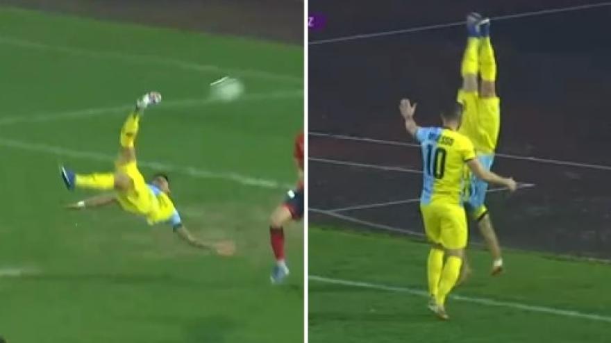 Rovesciata "Panini" ed esultanza alla Klose: è show in Serie C!