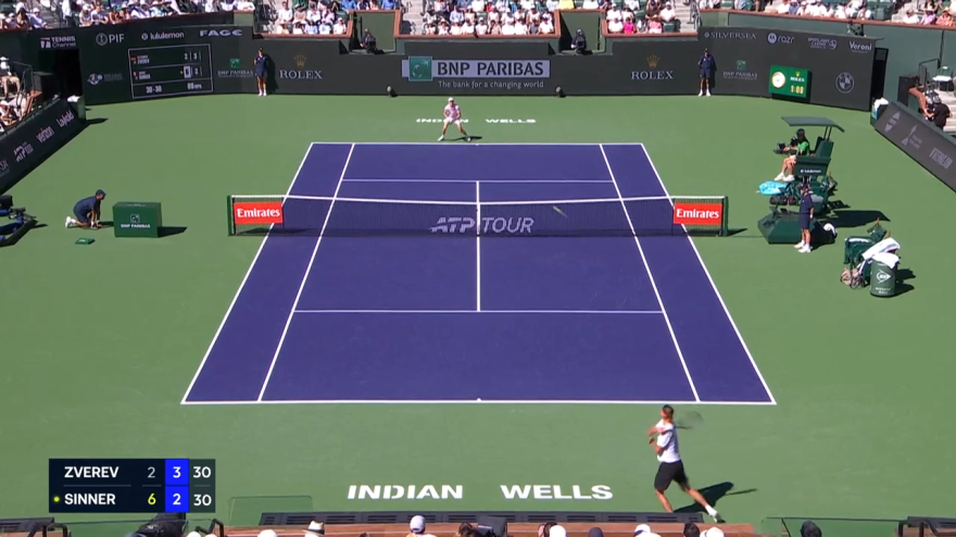 Sinner è un martello demolitore: chiude così la pratica Zverev e vola in finale