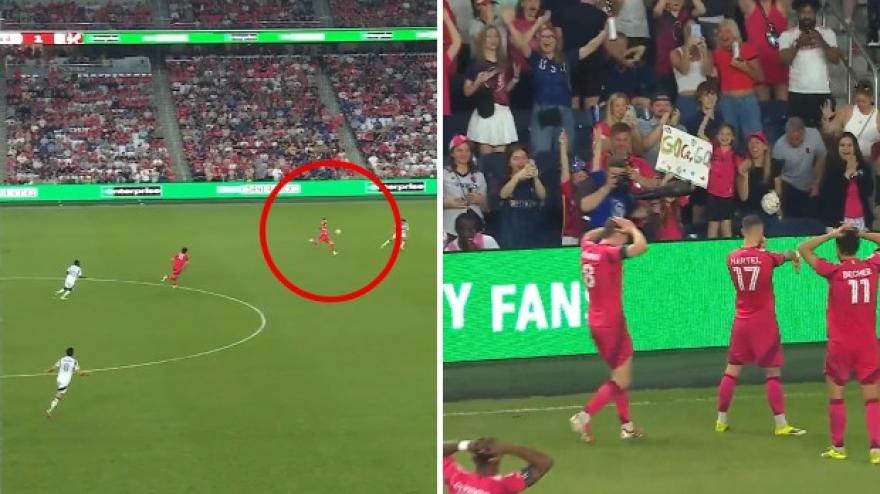 Il gol dell'anno arriva dalla Mls? I compagni non ci possono credere...